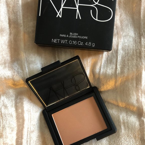 Nars Blush - Shade: Illicit - Picture 5 of 7